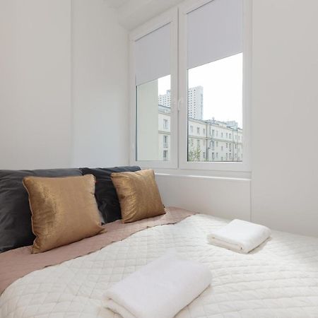 Fashionable City Center Apartment By Noclegi Renters Warschau Exterior foto