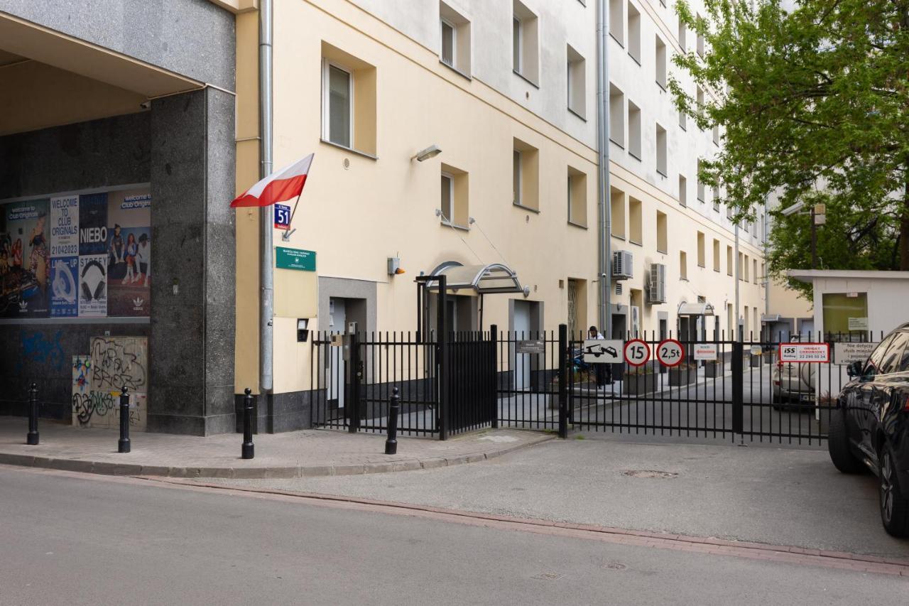 Fashionable City Center Apartment By Noclegi Renters Warschau Exterior foto