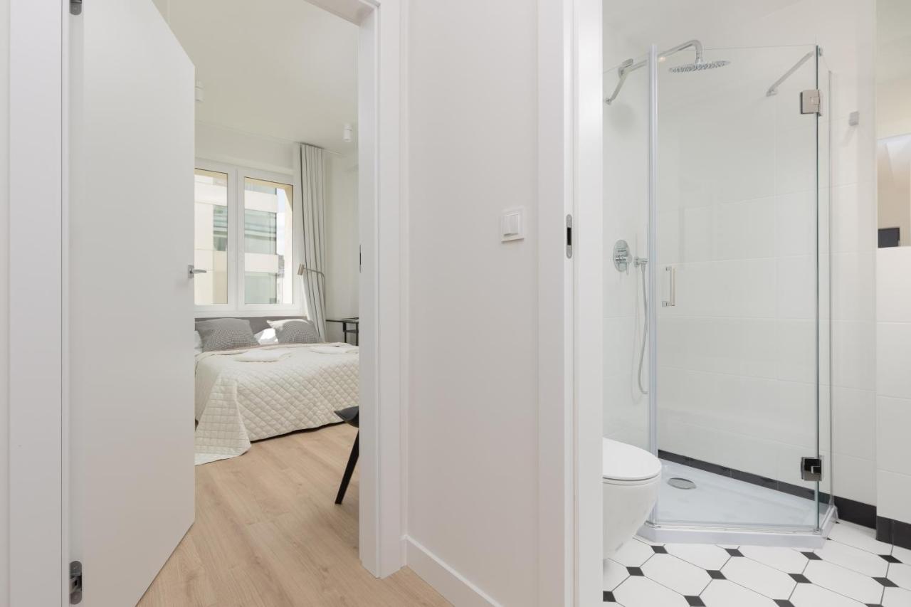Fashionable City Center Apartment By Noclegi Renters Warschau Exterior foto